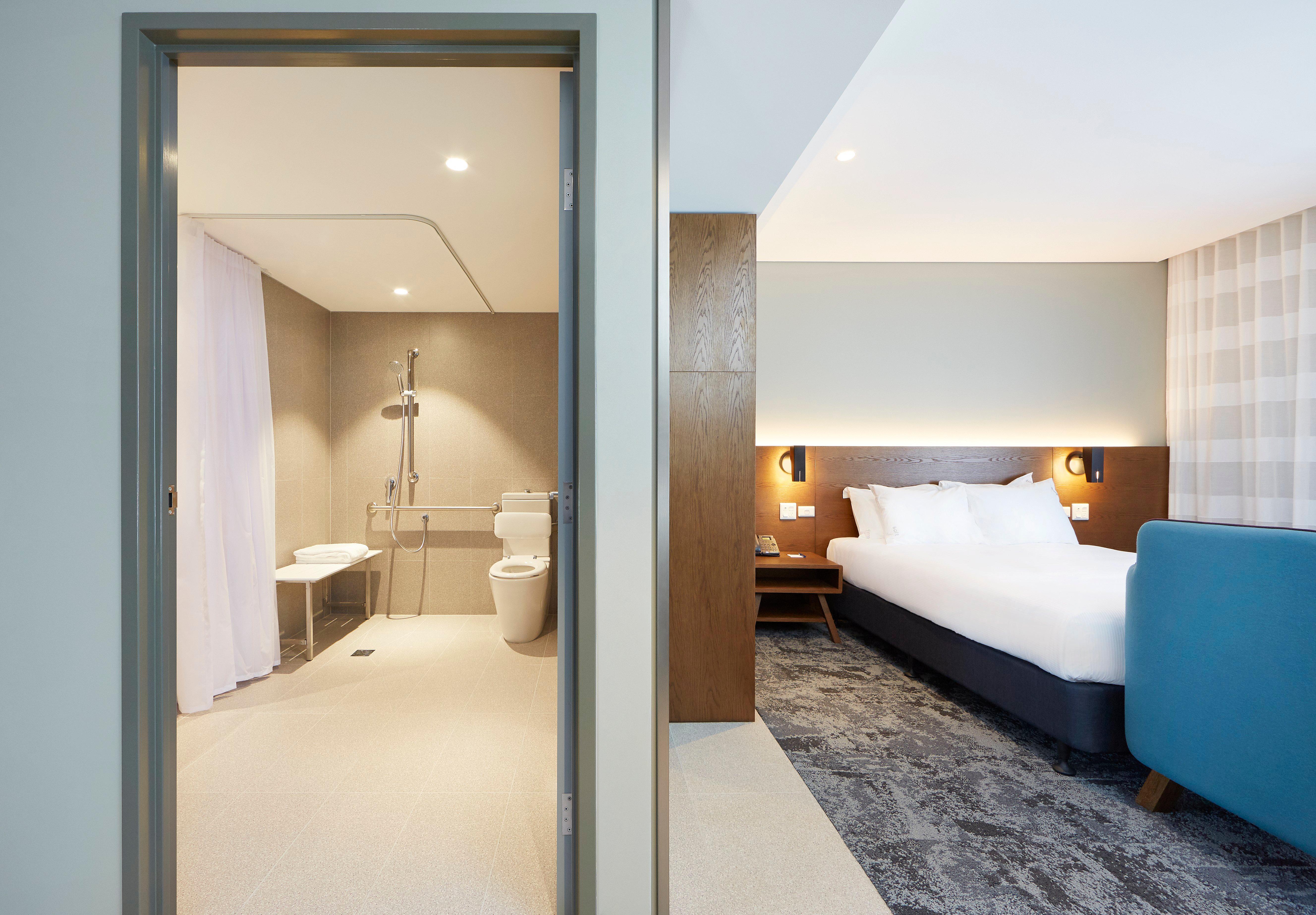 Holiday Inn Express Newcastle By Ihg Bagian luar foto